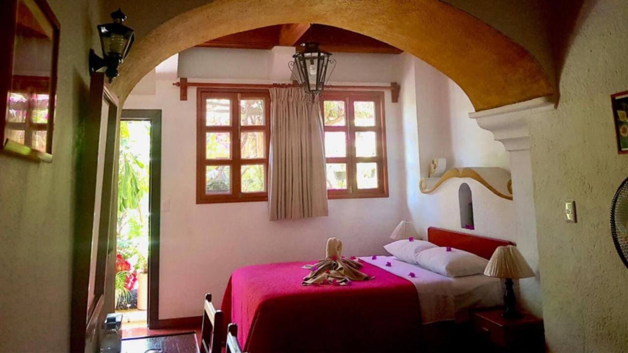 Hotel Las Golondrinas Oaxaca Экстерьер фото