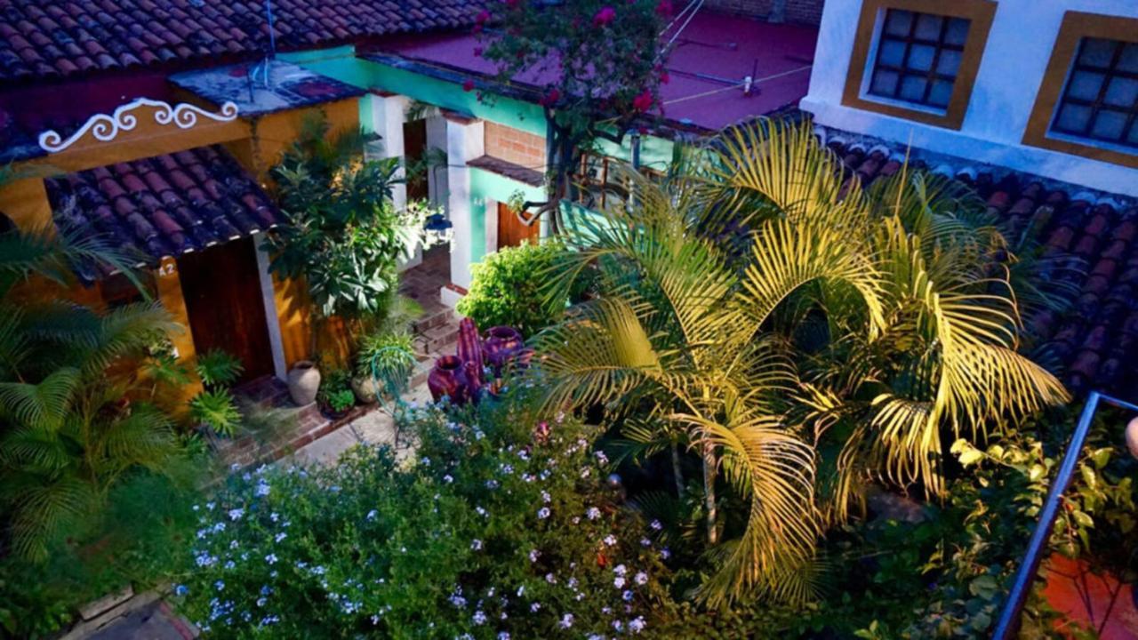 Hotel Las Golondrinas Oaxaca Экстерьер фото