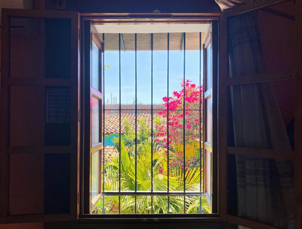 Hotel Las Golondrinas Oaxaca Экстерьер фото