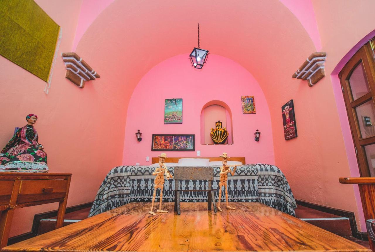 Hotel Las Golondrinas Oaxaca Экстерьер фото