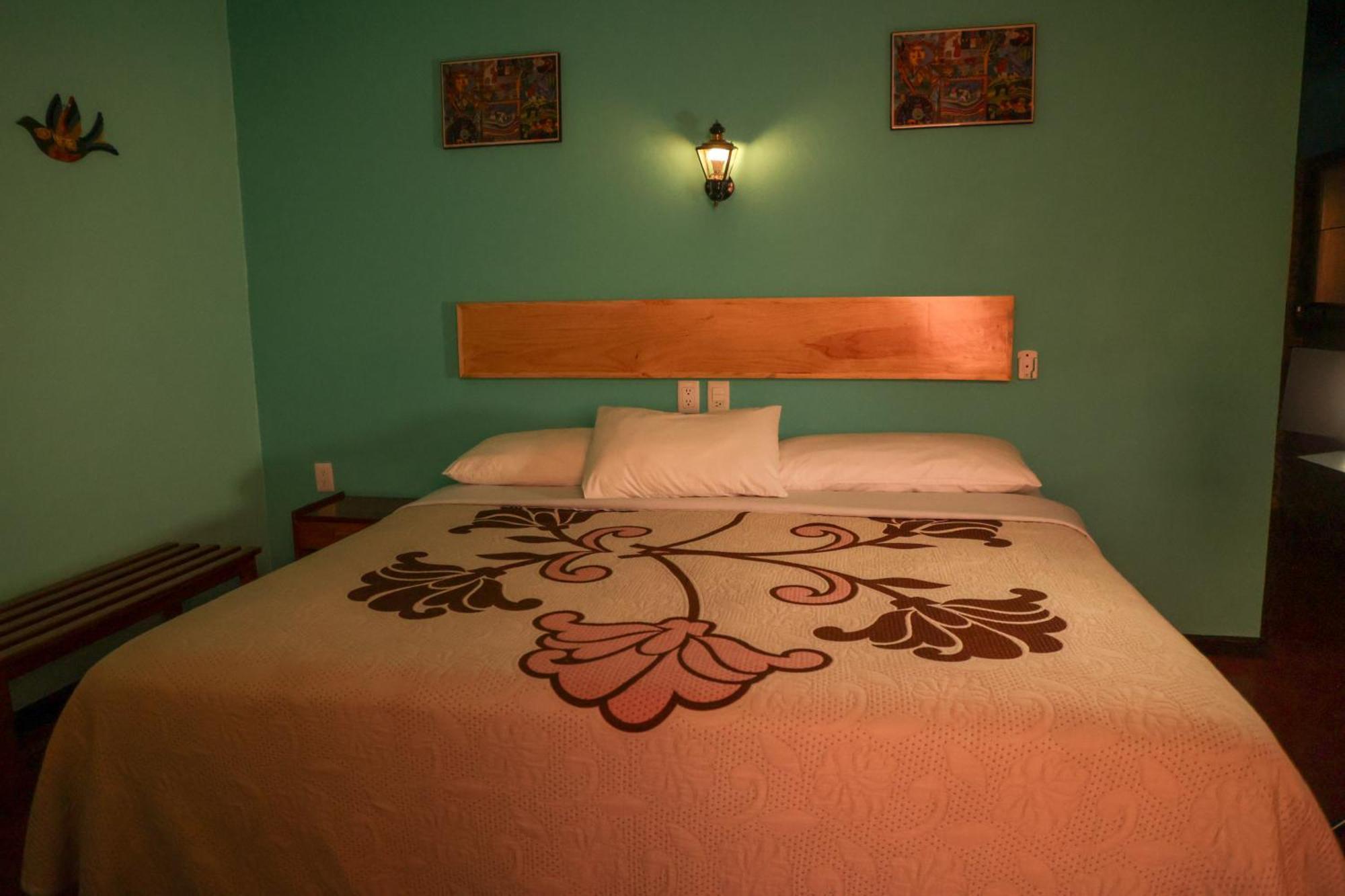 Hotel Las Golondrinas Oaxaca Экстерьер фото