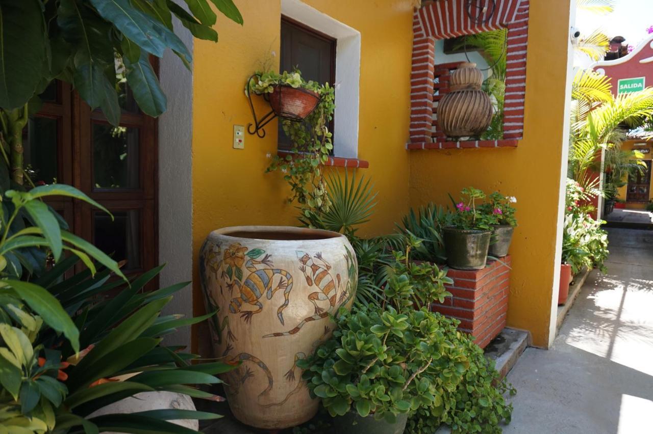 Hotel Las Golondrinas Oaxaca Экстерьер фото